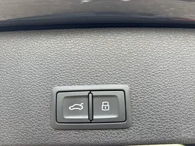 Audi Q2 35 2.0 TDI intense | Thumbnail 19 von 20