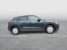 Audi Q2 35 2.0 TDI intense | Thumbnail 5 von 20