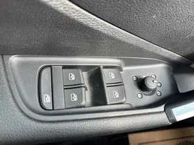 Audi Q2 35 2.0 TDI intense | Thumbnail 7 von 20