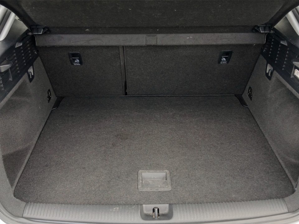 Audi Q2 30 TFSI design Aut. | Bild 14 von 23
