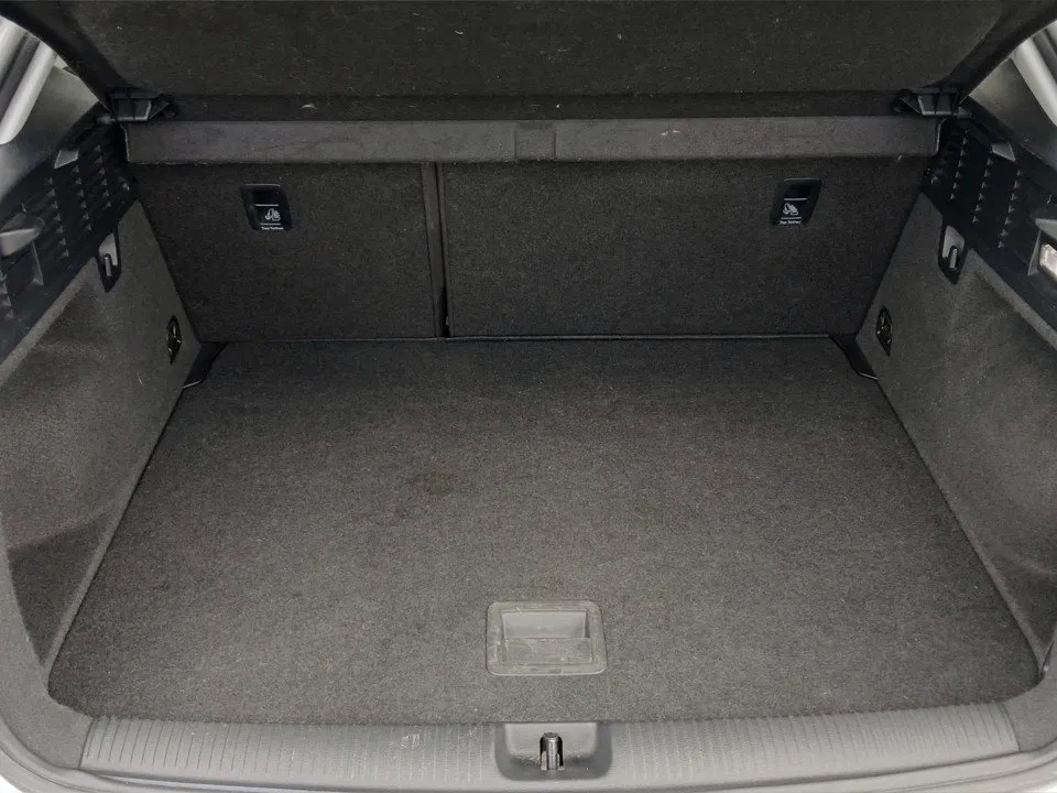 Audi Q2 30 TFSI design Aut. | Bild 14 von 23