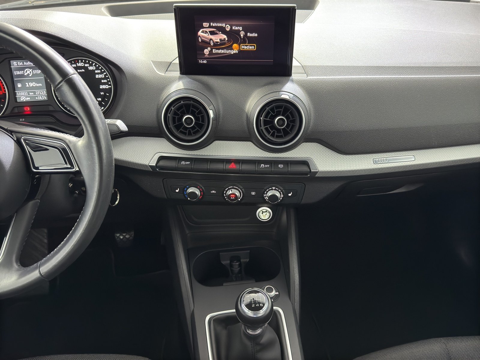 Audi Q2 1.0 30 TFSI | Bild 11 von 16