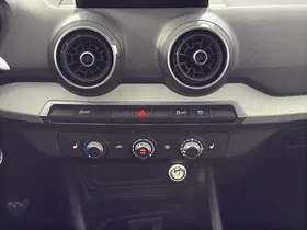 Audi Q2 1.0 30 TFSI | Thumbnail 12 von 16