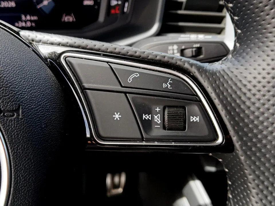 Audi A1 Sportback 35 1.5 TFSI S-Line | Bild 15 von 22