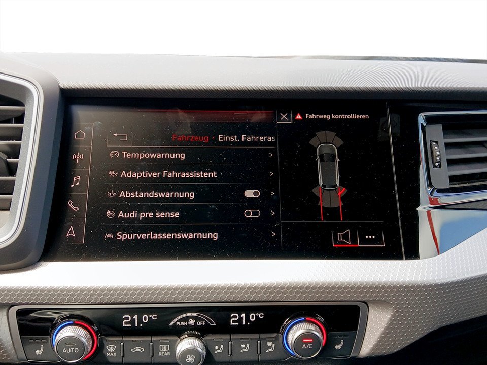 Audi A1 Sportback 35 1.5 TFSI S-Line | Bild 18 von 22
