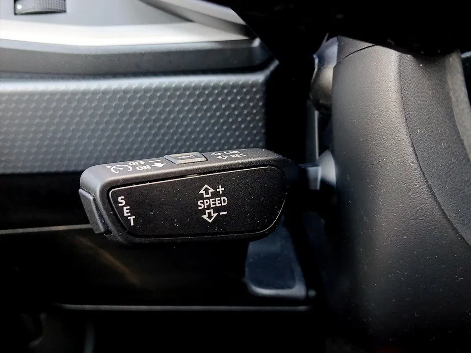 Audi A1 allstreet 30 1.0 TFSI basis | Bild 15 von 23