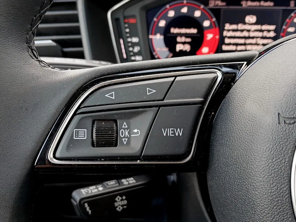 Audi A1 allstreet 30 1.0 TFSI basis | Bild 14 von 23