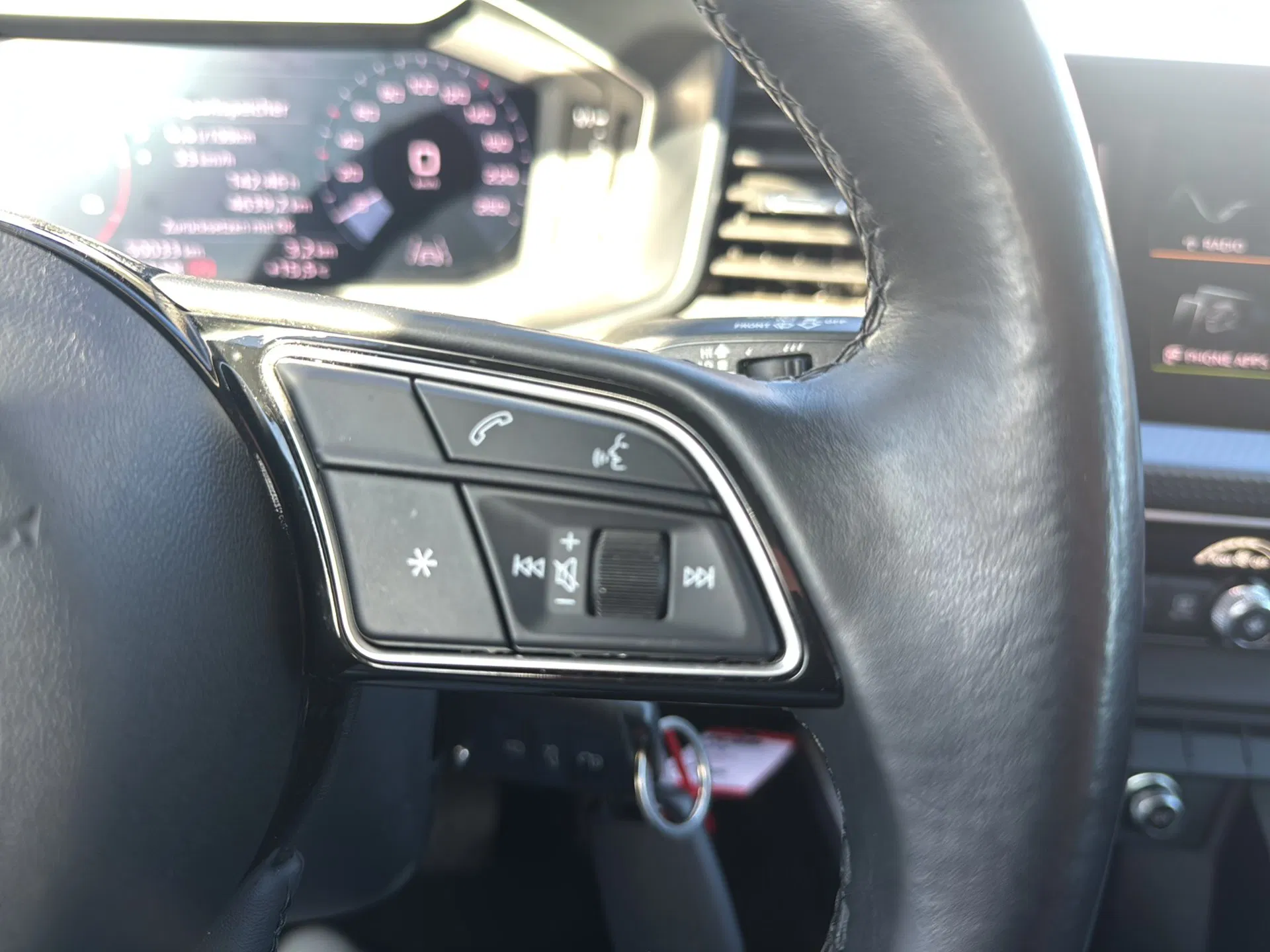 Audi A1 Sportback 25 1.0 TFSI | Bild 14 von 23