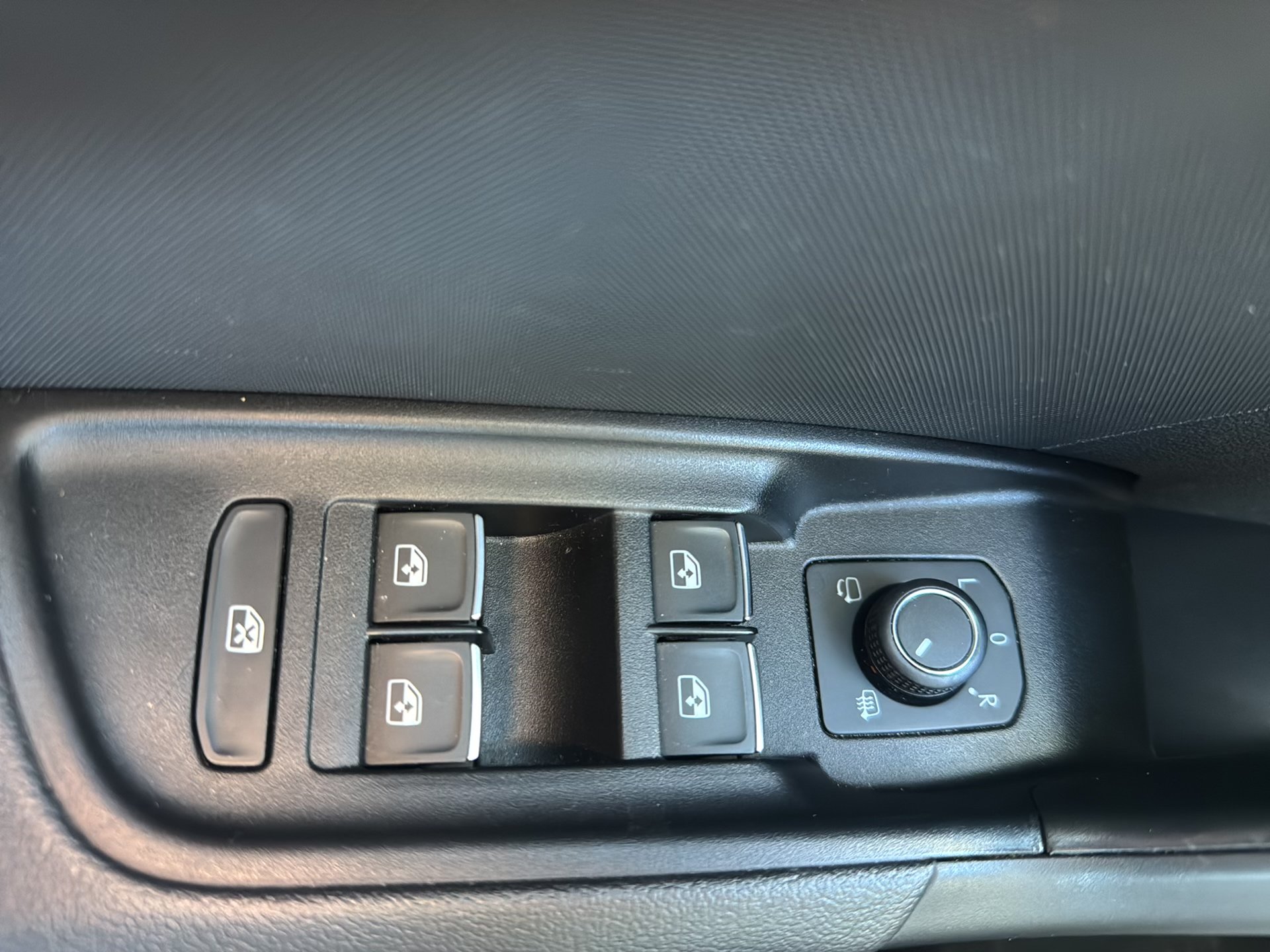 Audi A1 Sportback 25 1.0 TFSI | Bild 8 von 23