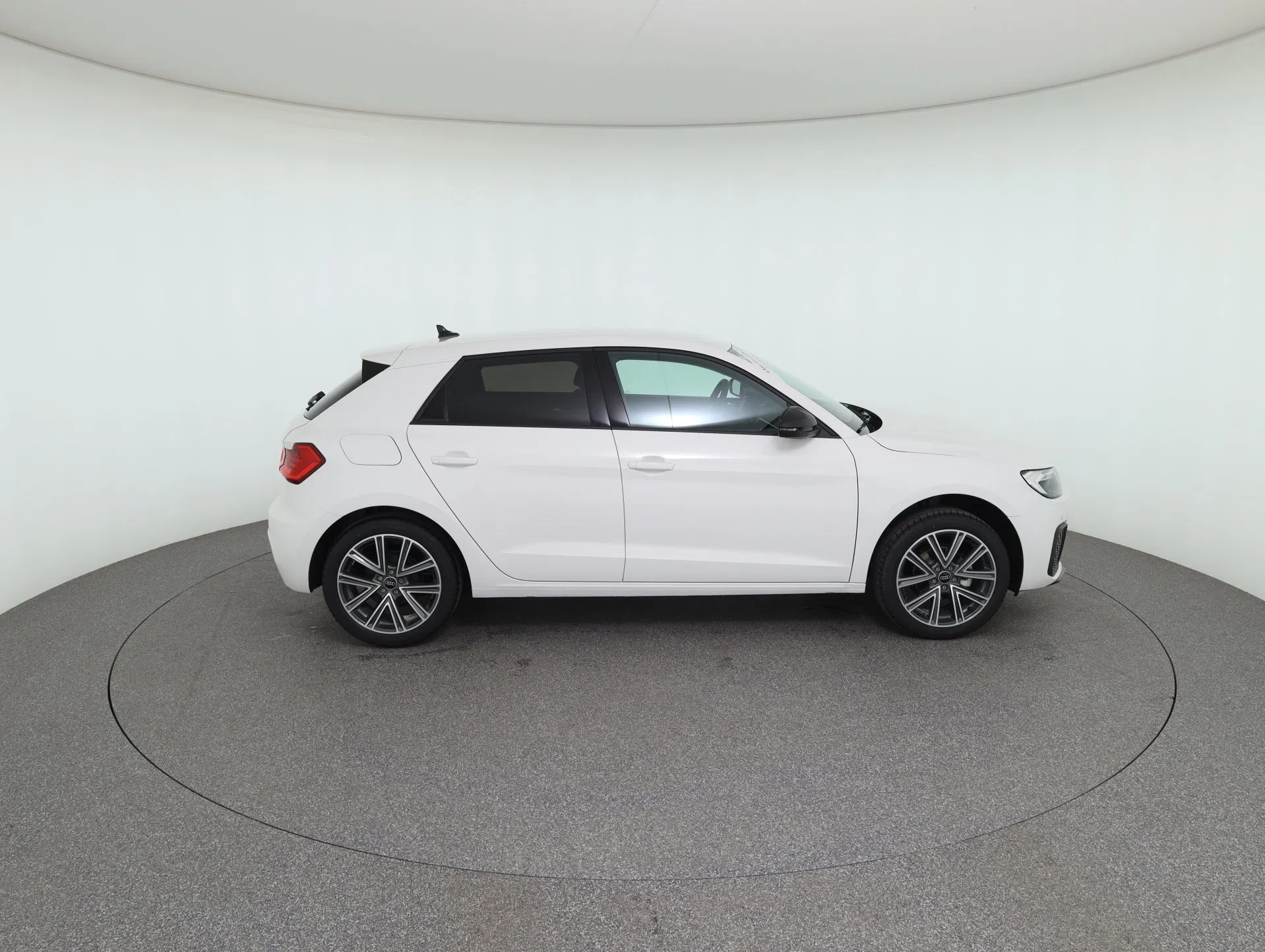 Audi A1 Sportback 25 1.0 TFSI | Bild 4 von 27