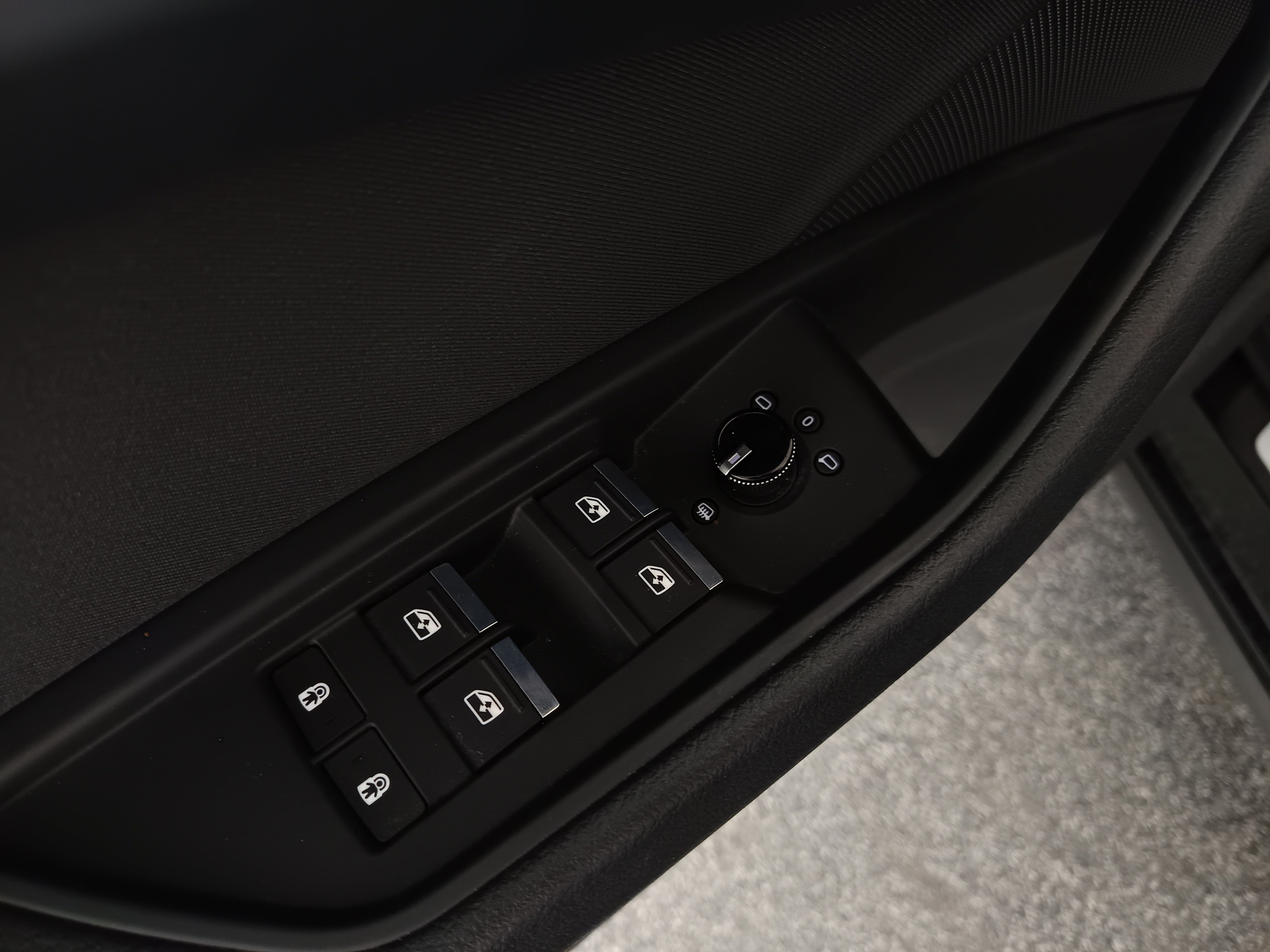 Audi e-tron 55 quattro | Bild 12 von 31