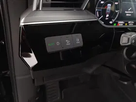 Audi e-tron 55 quattro | Thumbnail 13 von 31