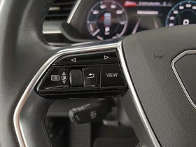 Audi e-tron 55 quattro | Thumbnail 17 von 31