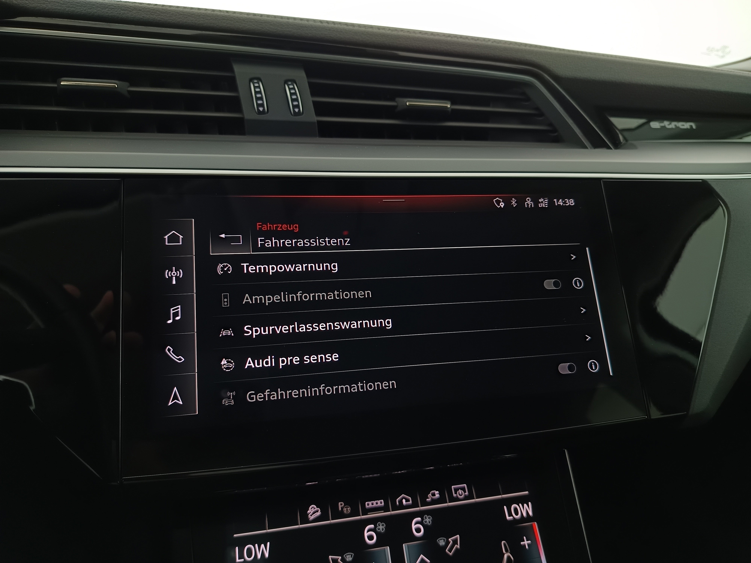 Audi e-tron 55 quattro | Bild 22 von 31