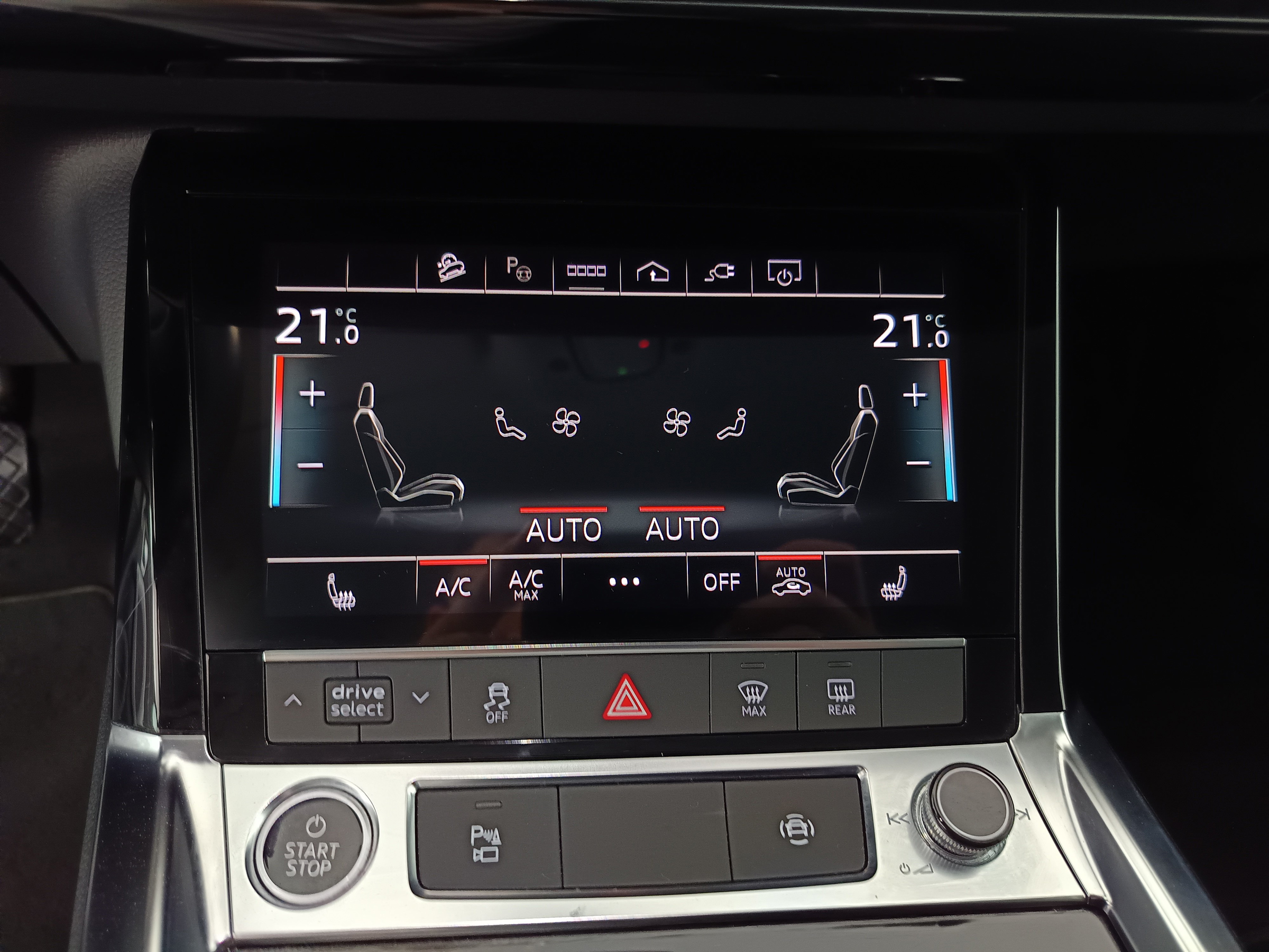 Audi e-tron 55 quattro | Bild 26 von 31