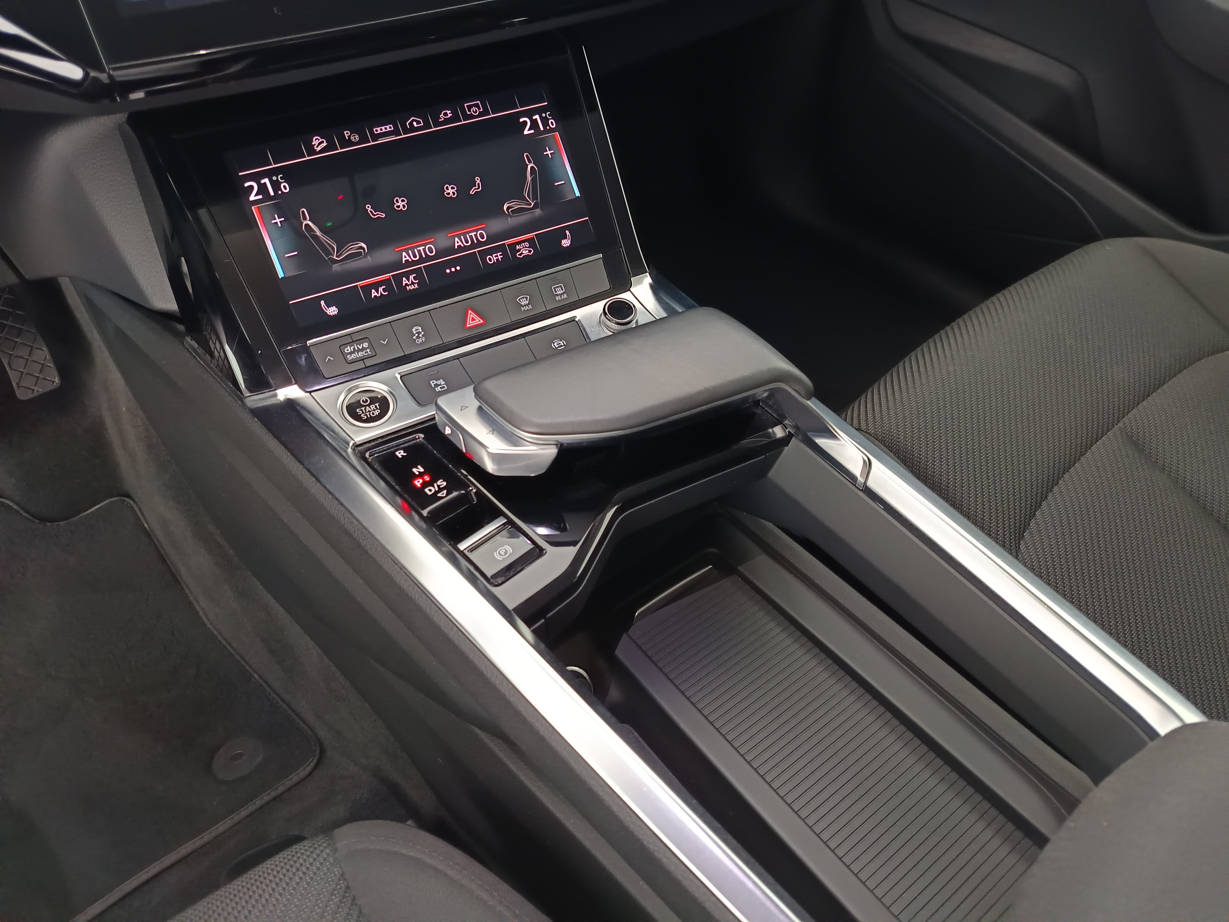 Audi e-tron 55 quattro | Bild 27 von 31