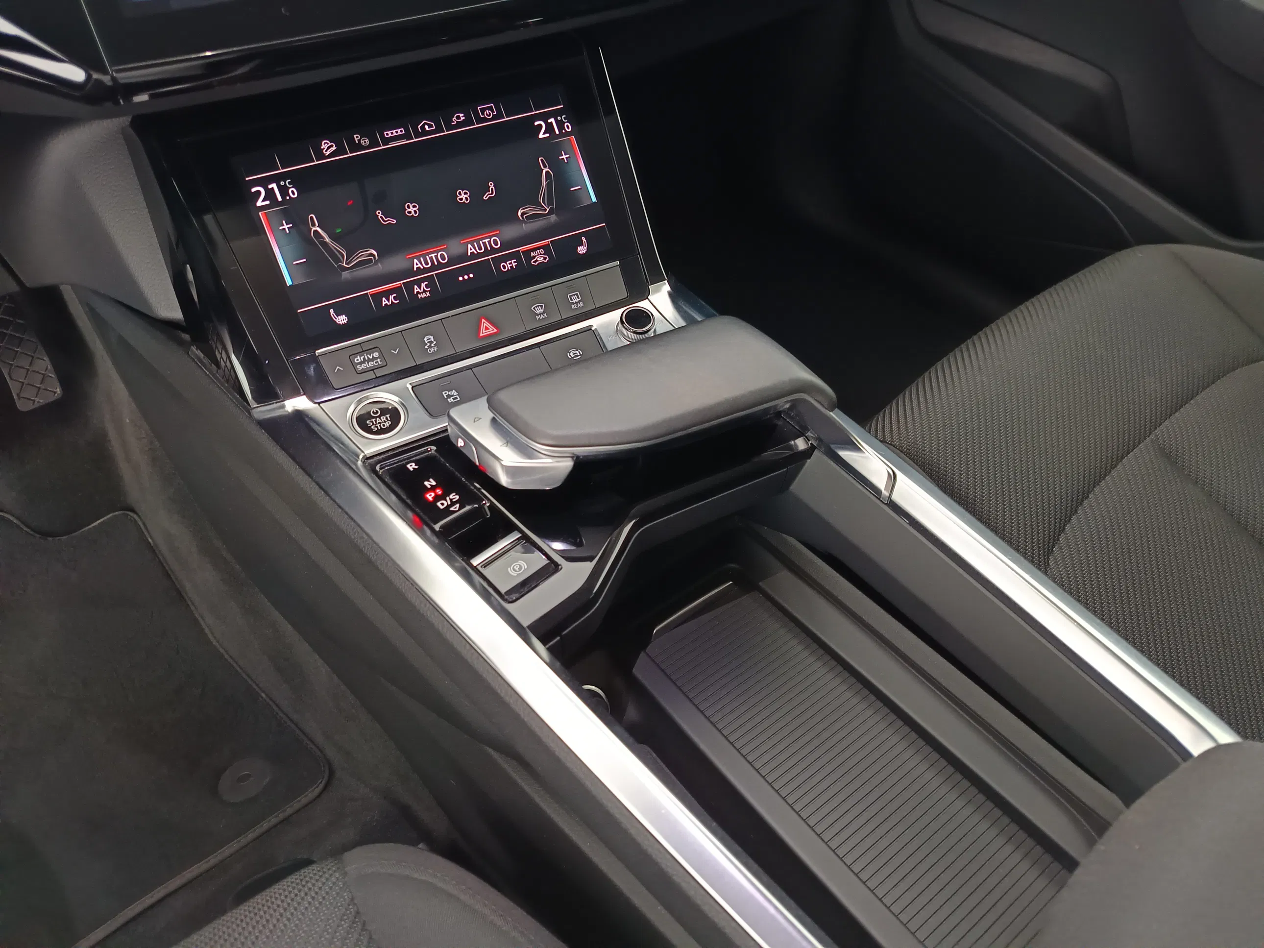 Audi e-tron 55 quattro | Bild 27 von 31