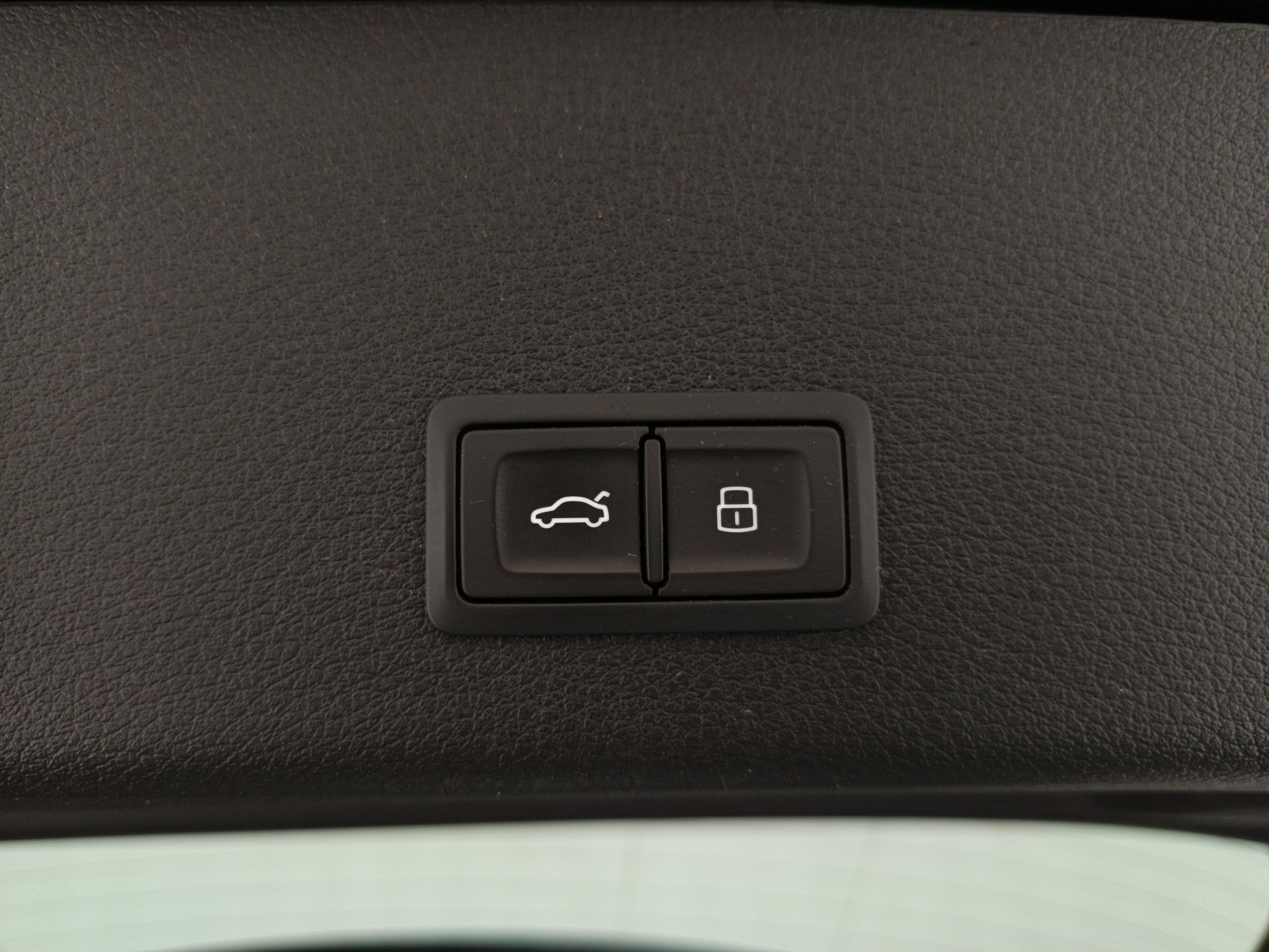 Audi e-tron 55 quattro | Bild 29 von 31