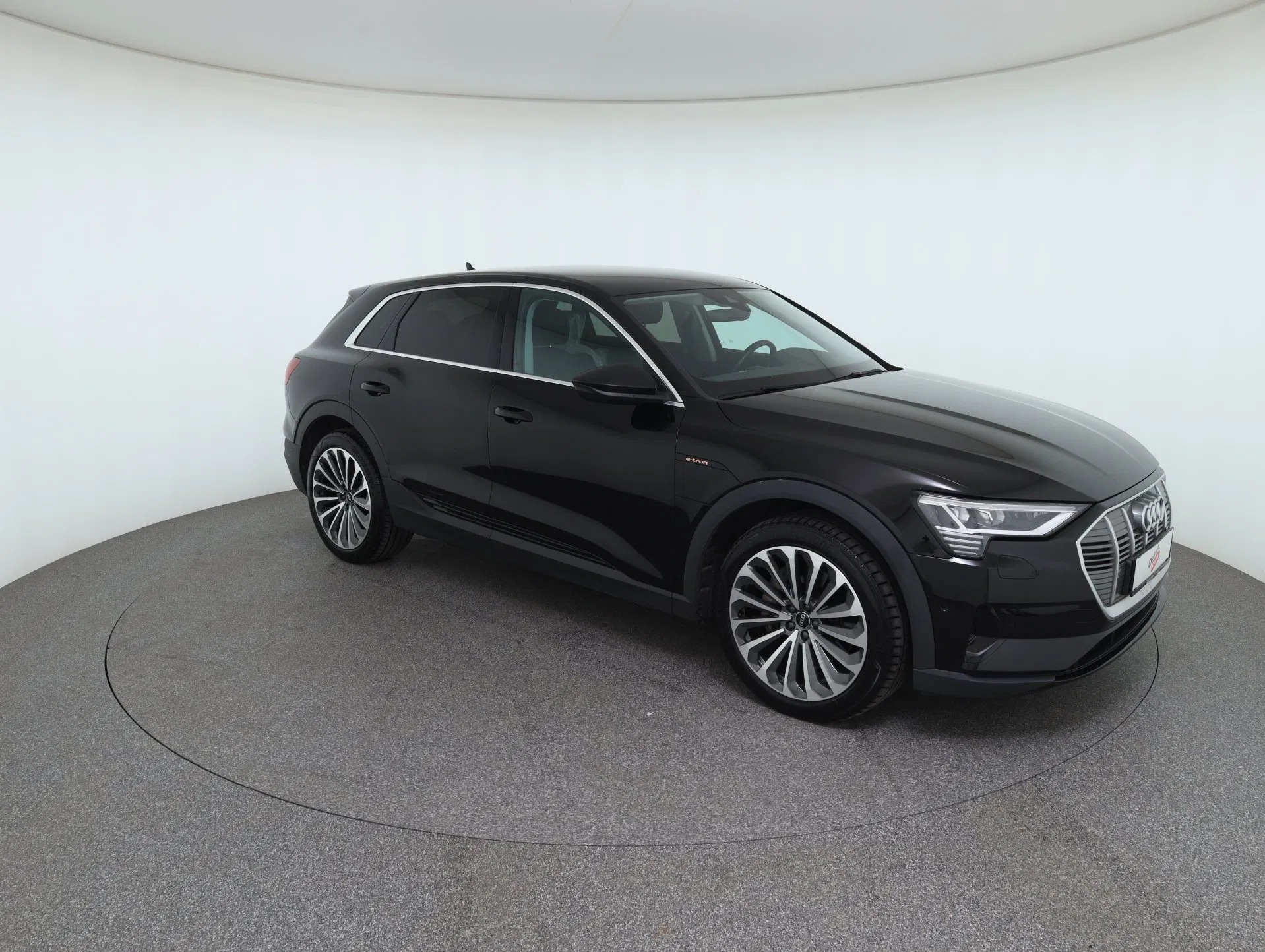 Audi e-tron 55 quattro | Bild 4 von 31