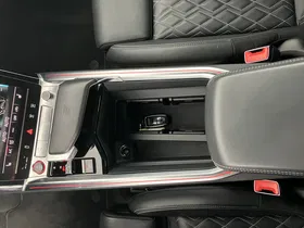 Audi e-tron S quattro | Thumbnail 30 von 30