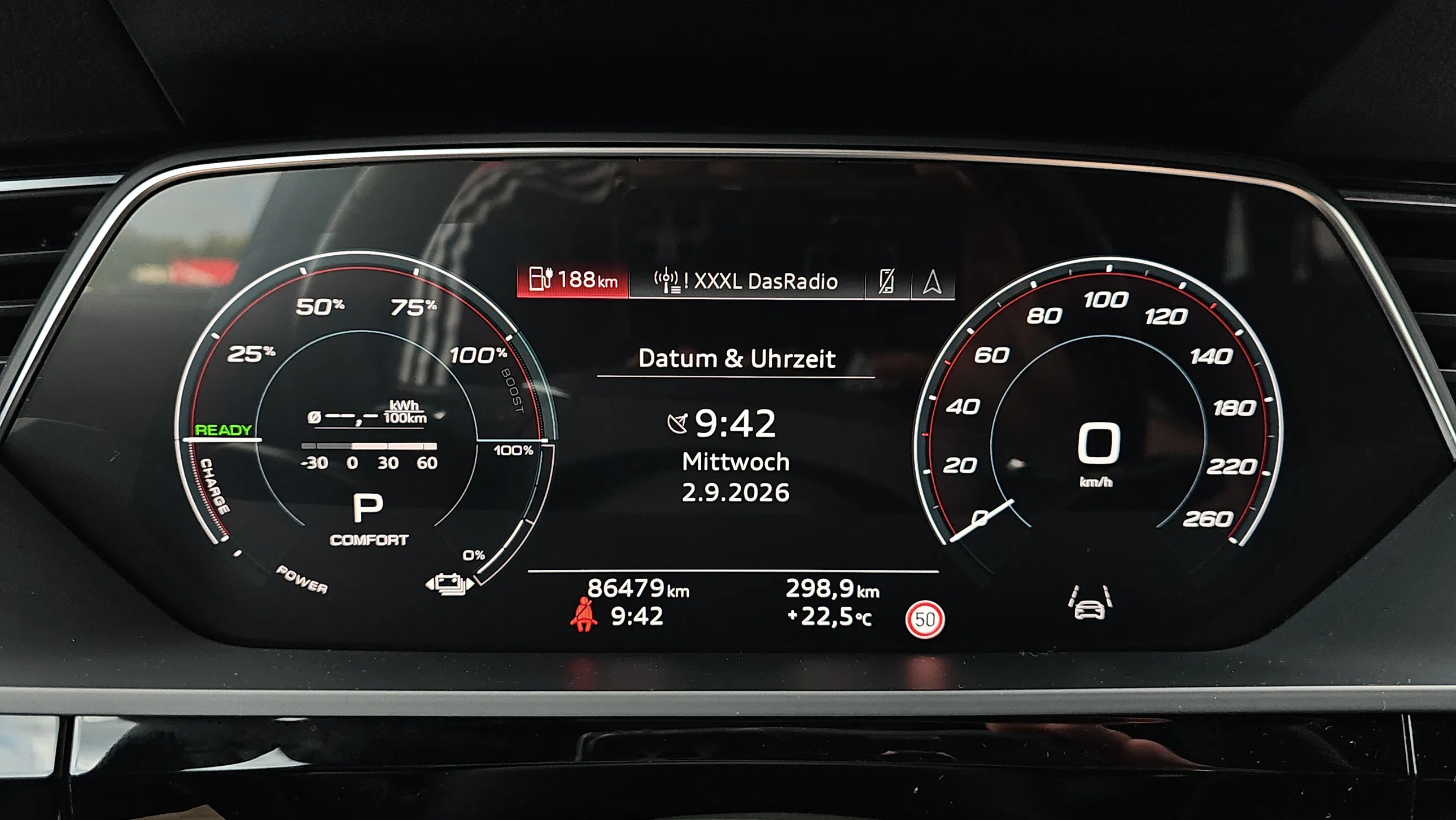 Audi e-tron 55 quattro Basis | Bild 11 von 25