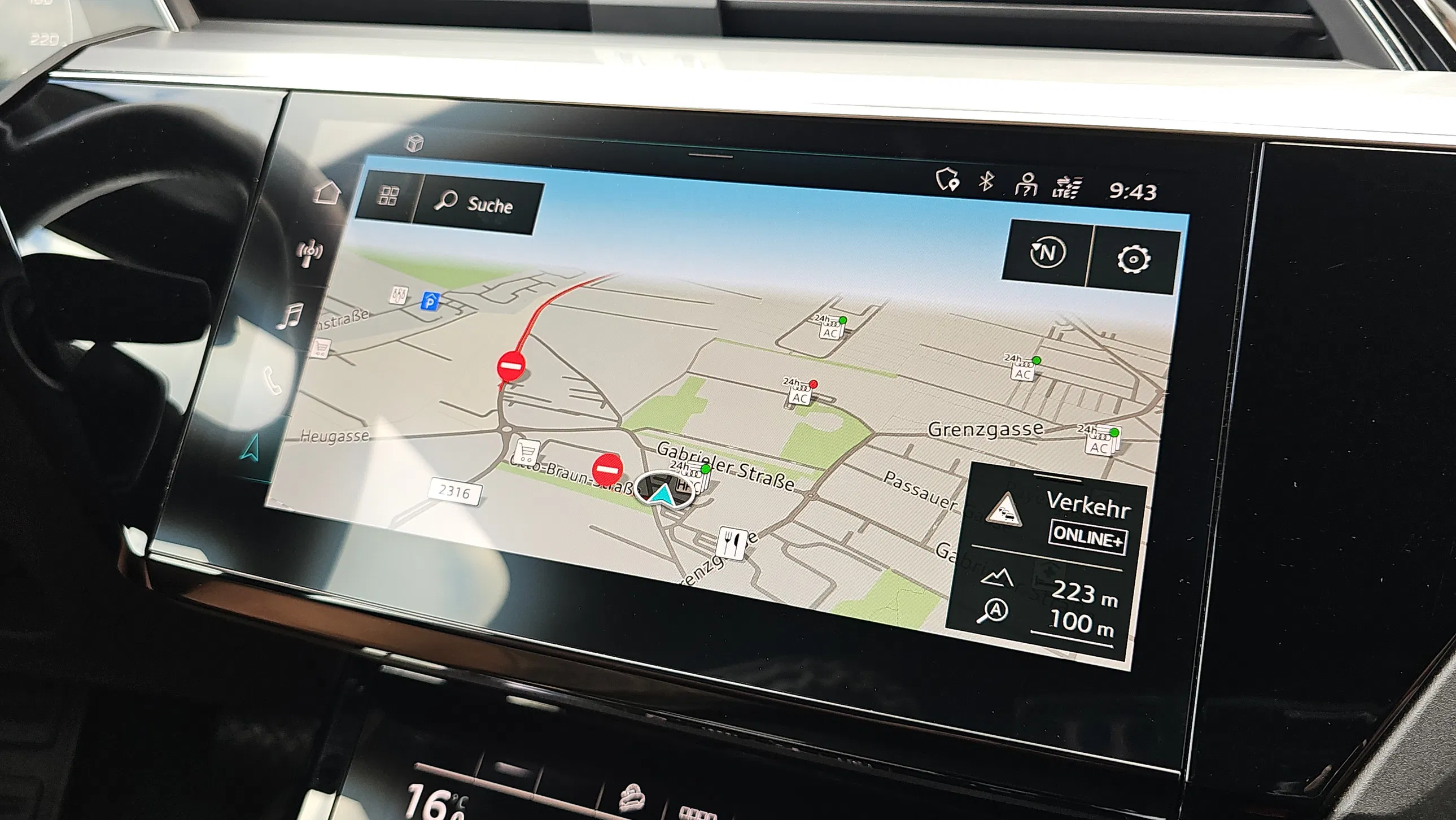 Audi e-tron 55 quattro Basis | Bild 15 von 25