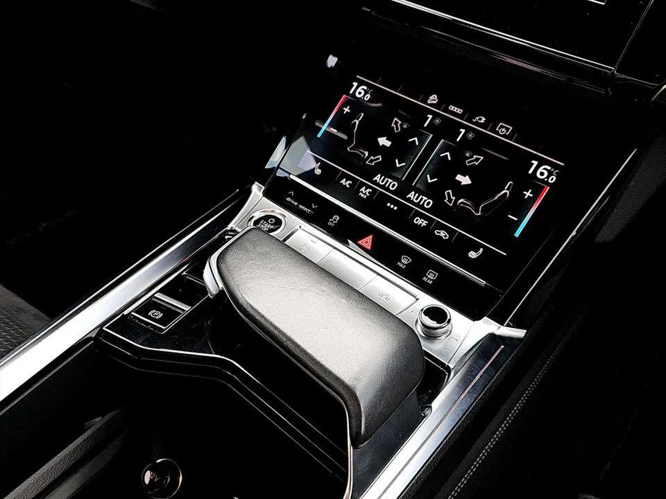 Audi e-tron 55 quattro Basis | Bild 16 von 25