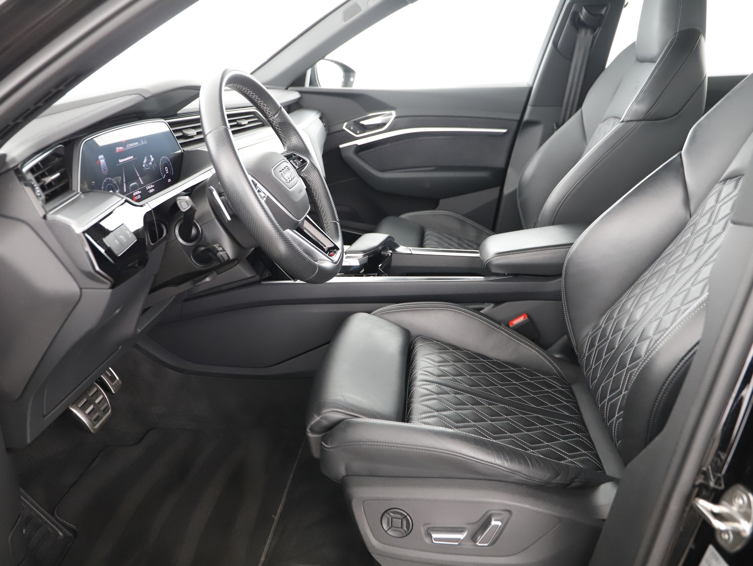 Bild eines Audi e-tron Sportback 50 quattro 230 kW