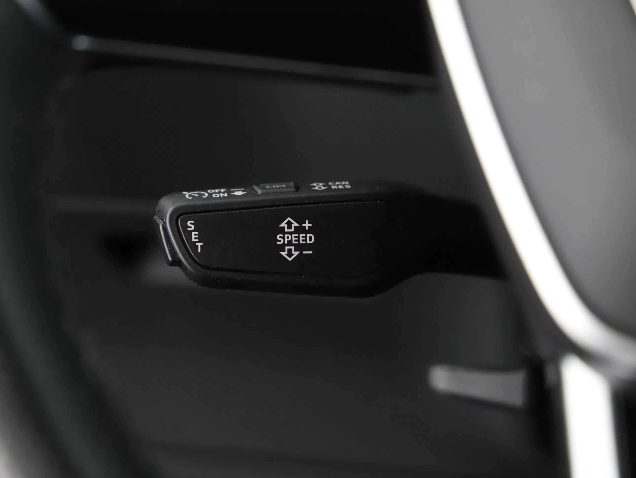 Audi e-tron Sportback 50 quattro 230 kW | Bild 13 von 23