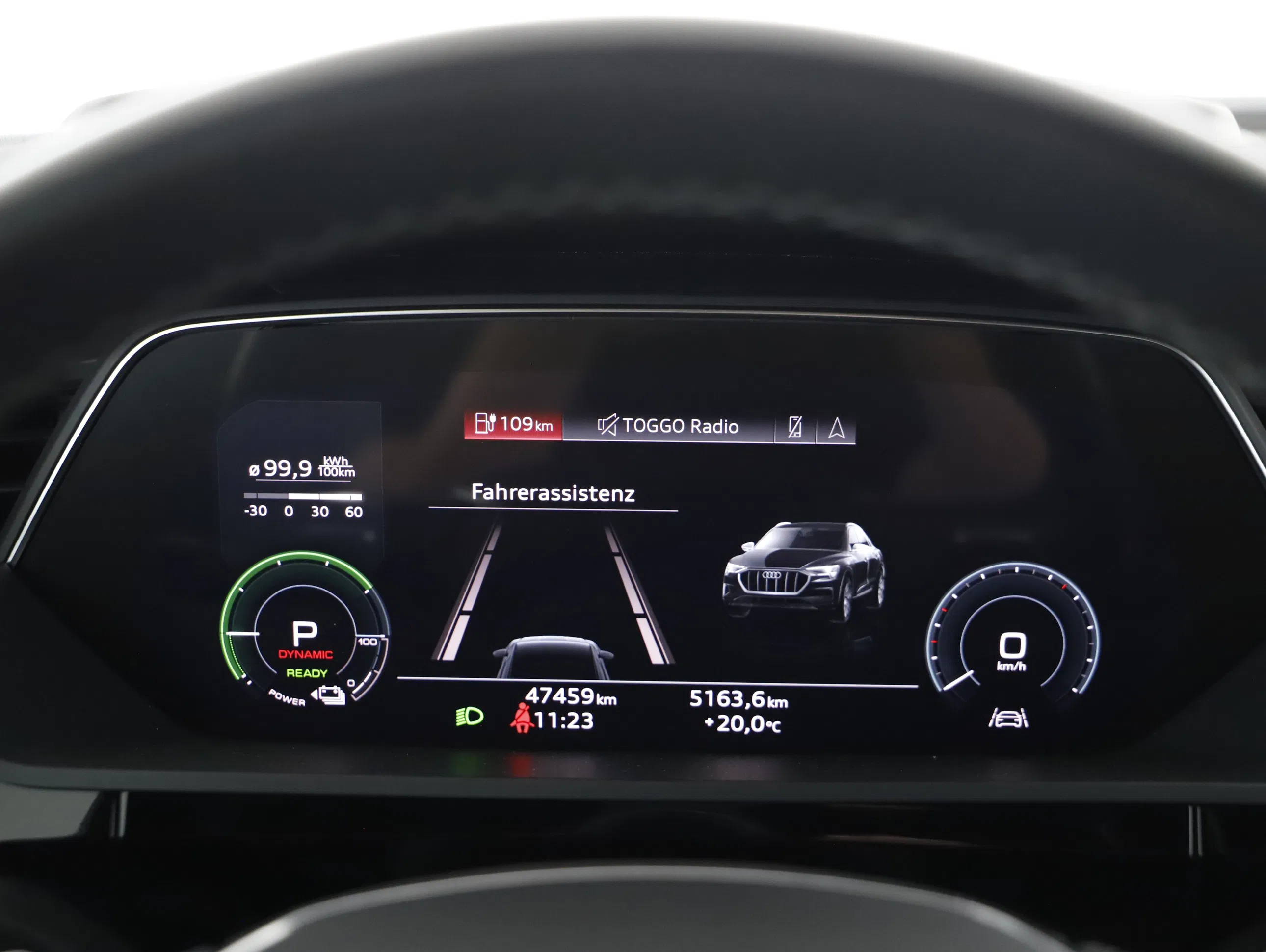 Audi e-tron Sportback 50 quattro 230 kW | Bild 6 von 23