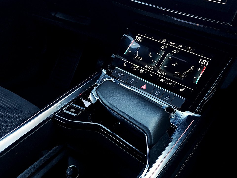 Audi e-tron Sportback 55 quattro business 300 kW | Bild 19 von 24