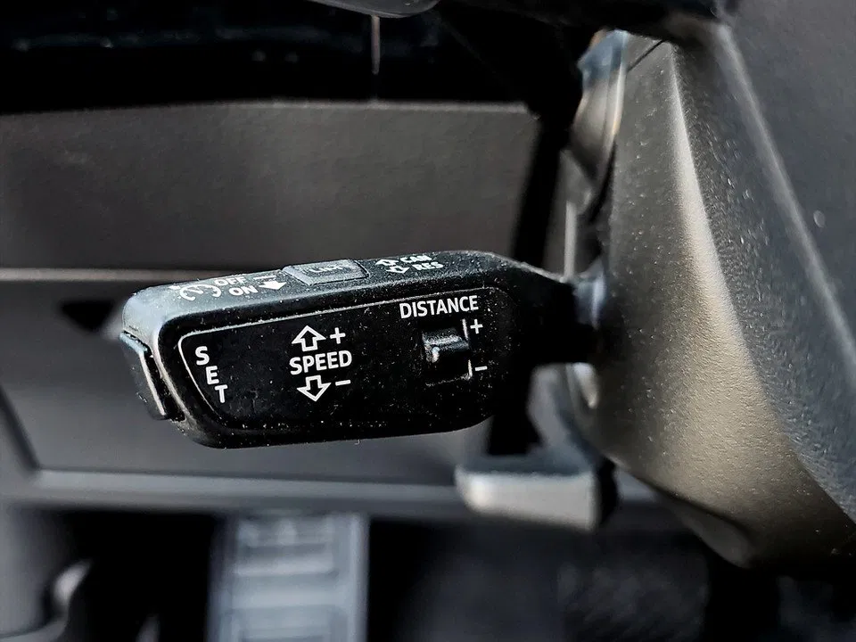 Audi e-tron Sportback 55 quattro business 300 kW | Bild 13 von 24