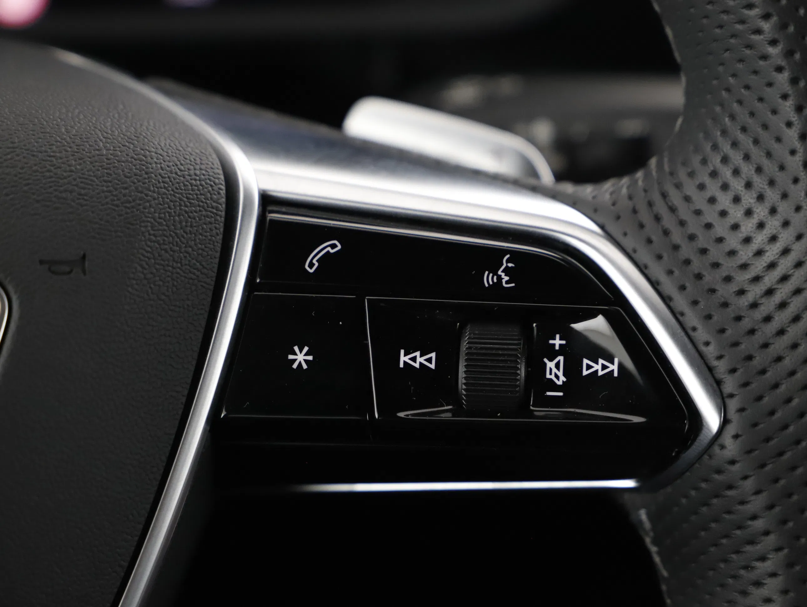 Audi e-tron Sportback 55 quattro S-Line | Bild 11 von 22