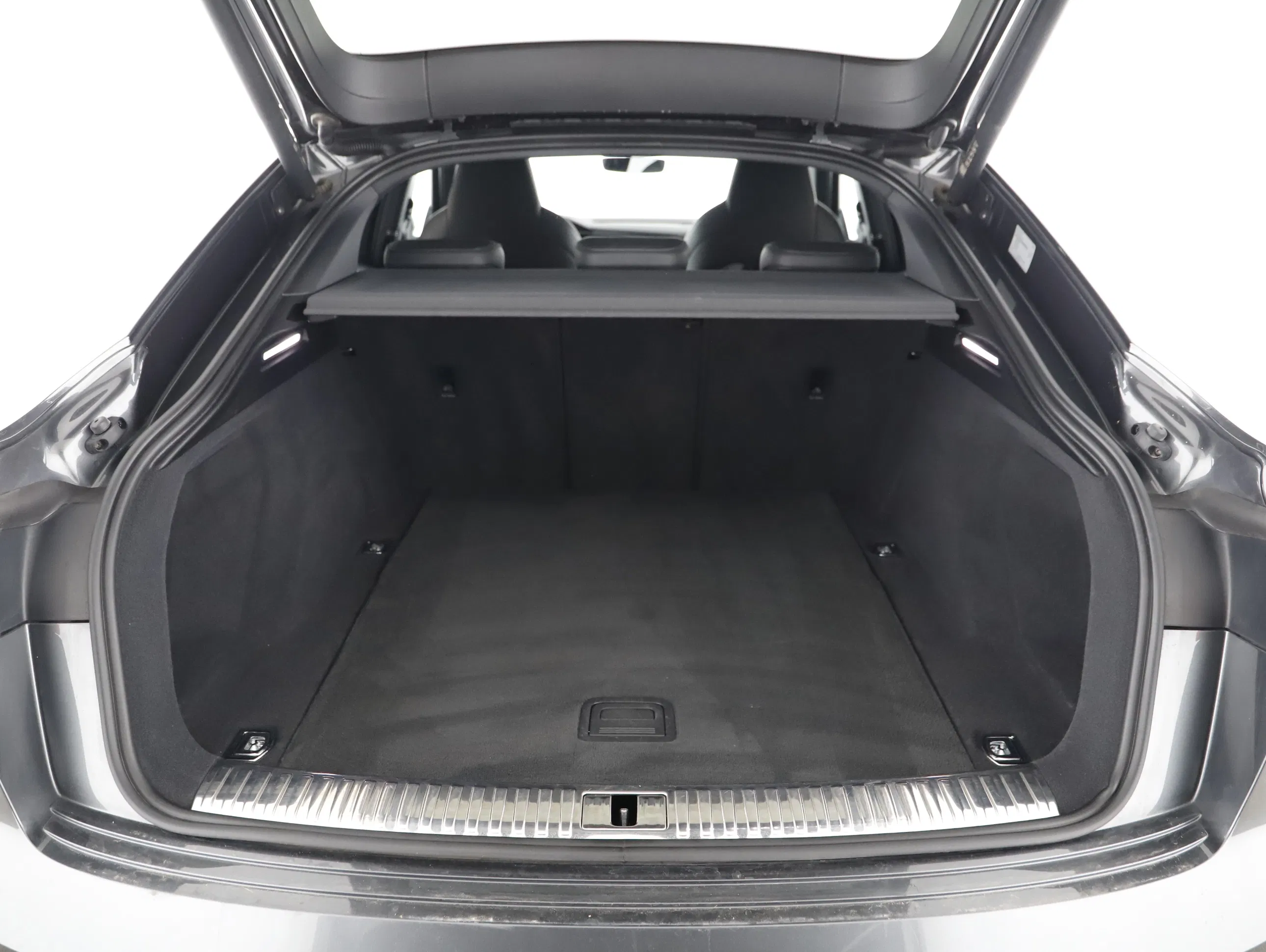 Audi e-tron Sportback 55 quattro S-Line | Bild 19 von 22