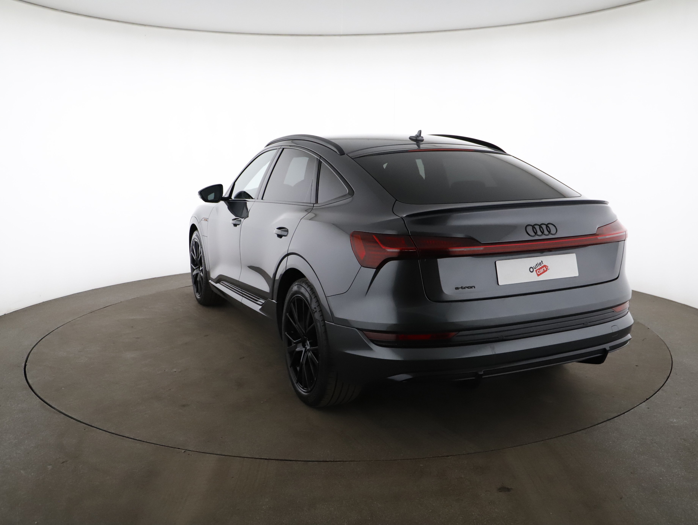 Audi e-tron Sportback 55 quattro S-Line | Bild 2 von 22