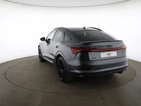 Audi e-tron Sportback 55 quattro S-Line | Thumbnail 2 von 22