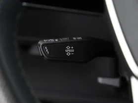 Audi e-tron Sportback 55 quattro S-Line | Thumbnail 11 von 21