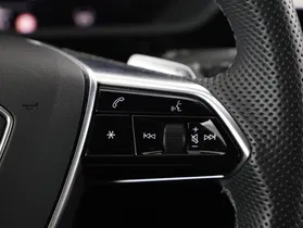 Audi e-tron 55 quattro S-Line | Thumbnail 12 von 23