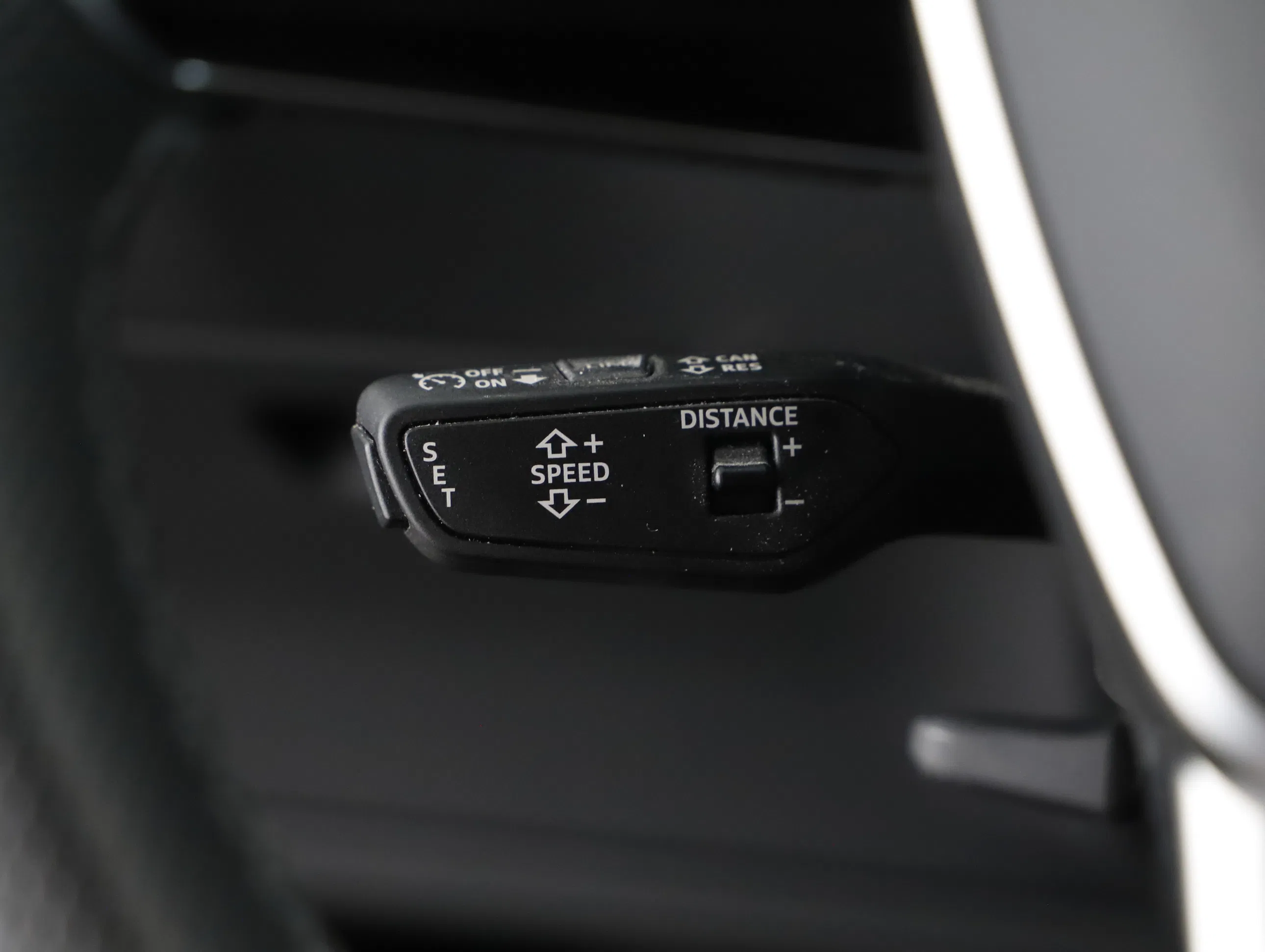 Audi e-tron 55 quattro S-Line | Bild 13 von 23