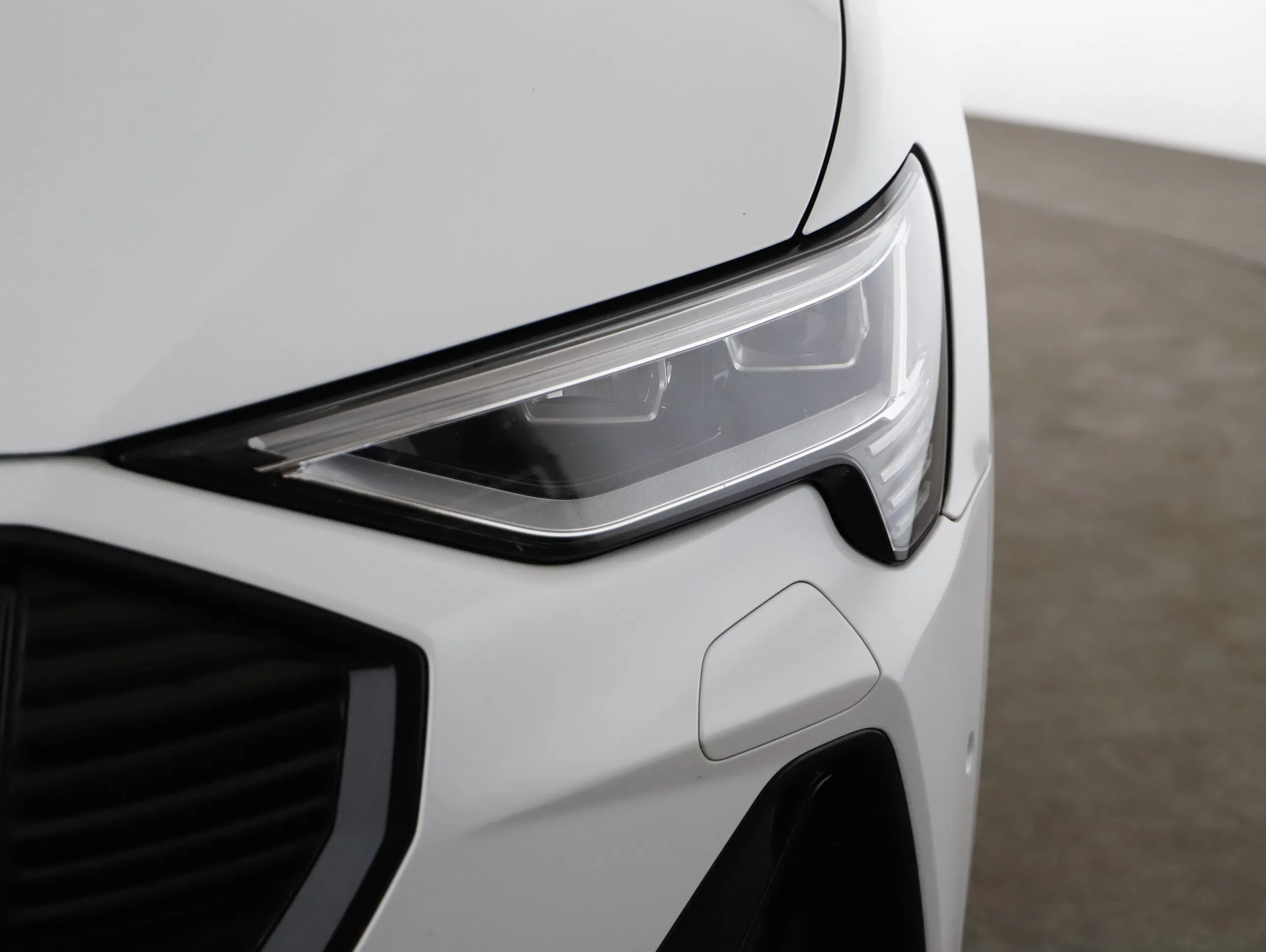 Audi e-tron 55 quattro S-Line | Bild 21 von 23
