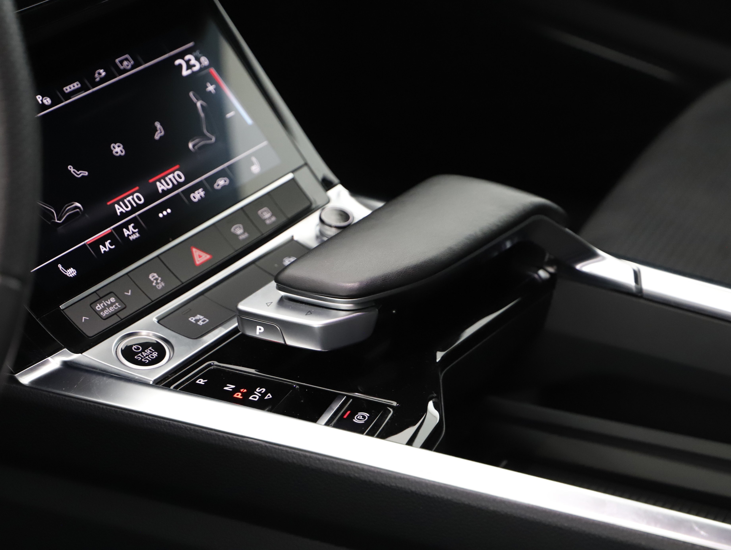 Audi e-tron 55 quattro S-Line | Bild 5 von 23