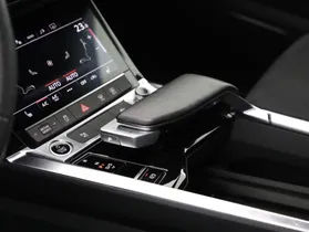 Audi e-tron 55 quattro S-Line | Thumbnail 5 von 23