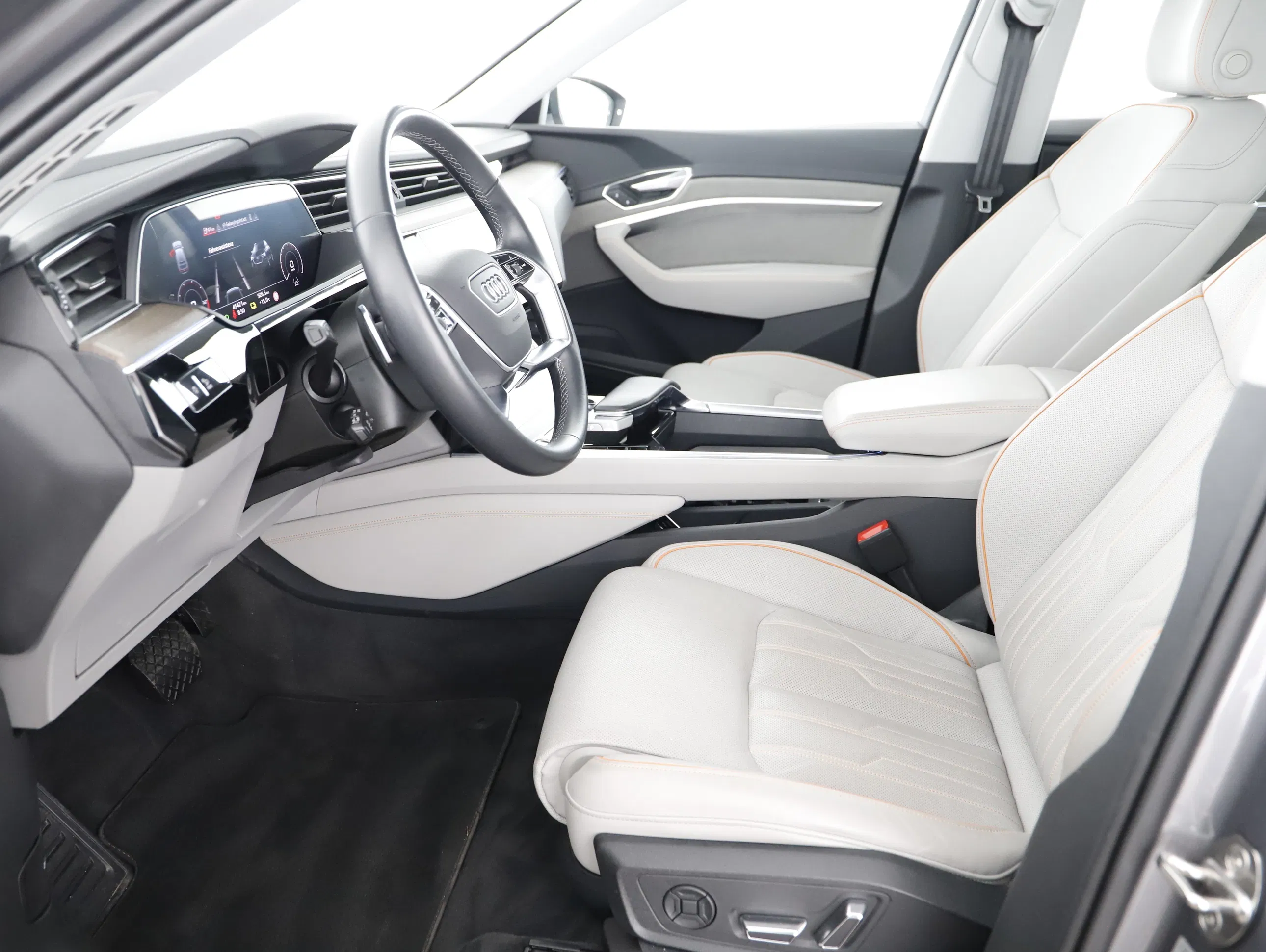 Audi e-tron SB 55 quattro | Bild 8 von 23