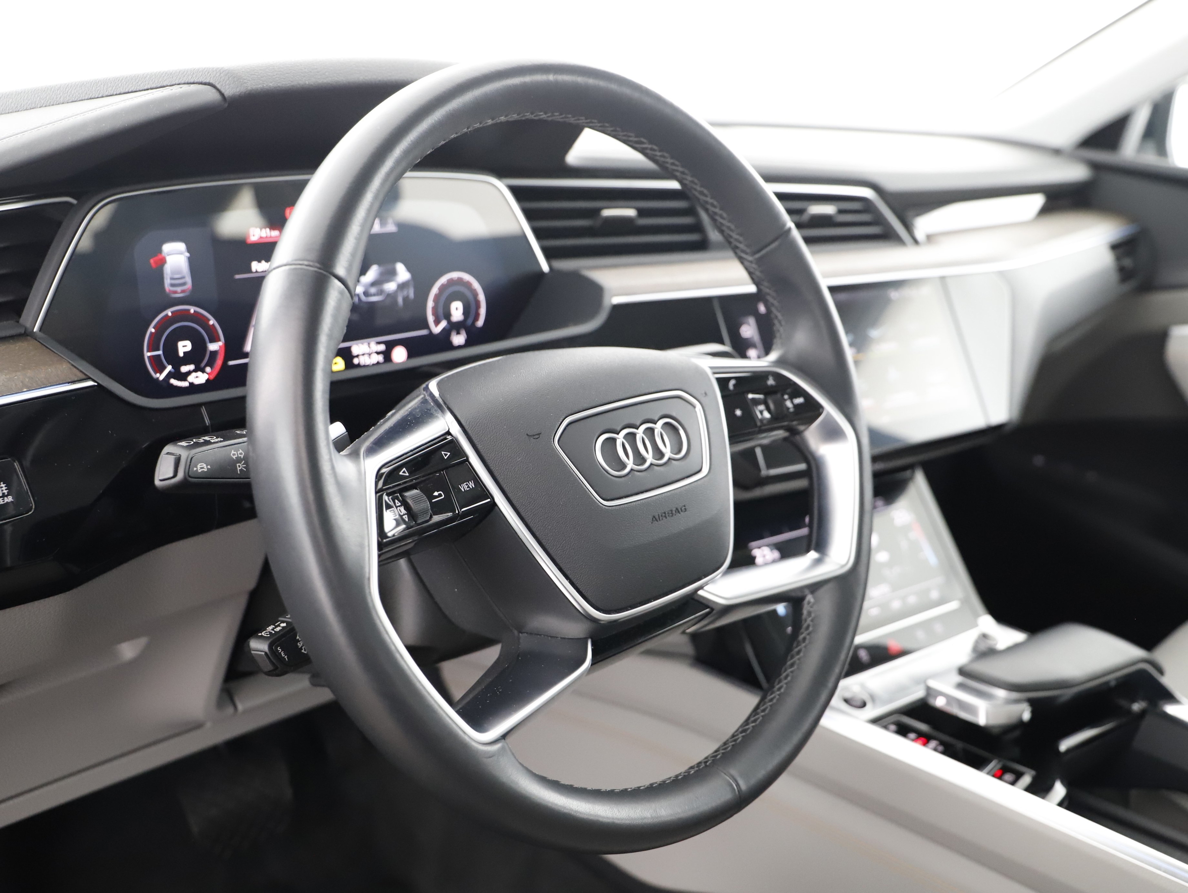 Audi e-tron SB 55 quattro | Bild 11 von 23