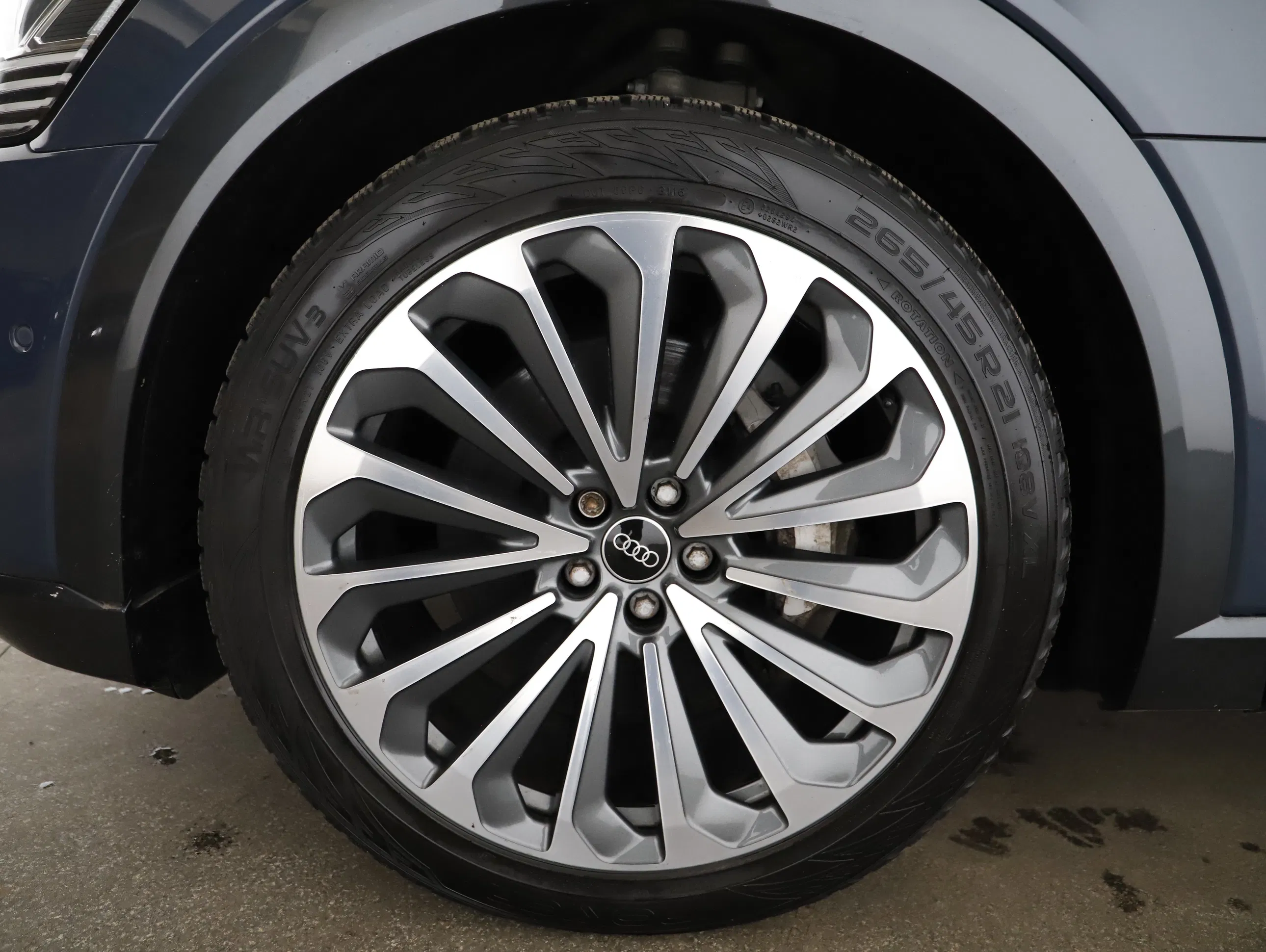 Audi e-tron Sportback 55 quattro advanced | Bild 4 von 23