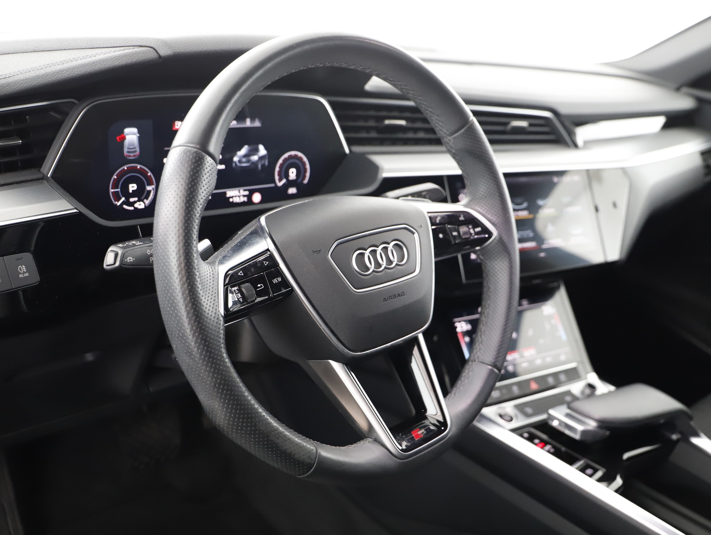 Audi e-tron Sportback 55 quattro advanced | Bild 10 von 23