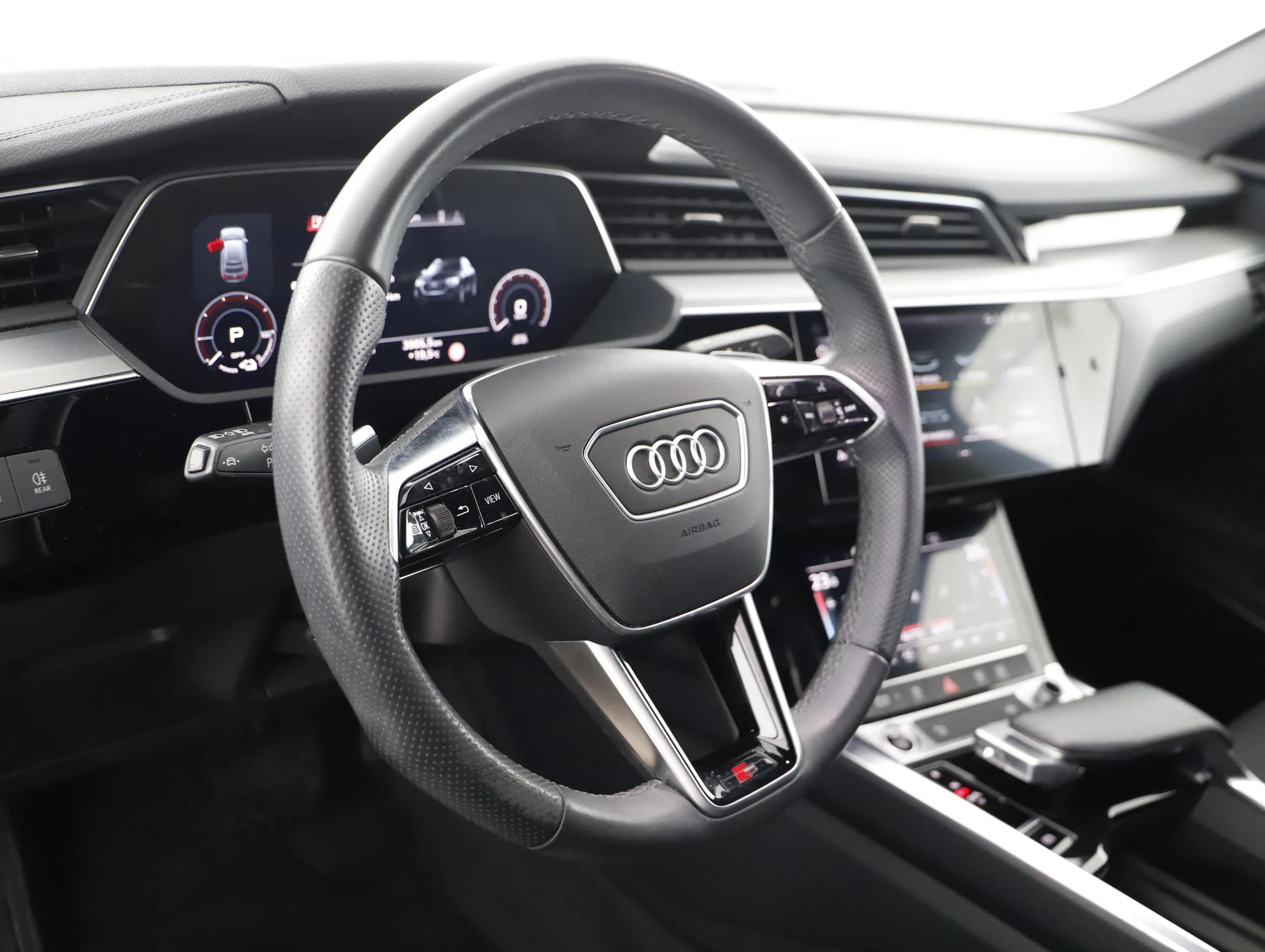 Audi e-tron Sportback 55 quattro advanced | Bild 10 von 23