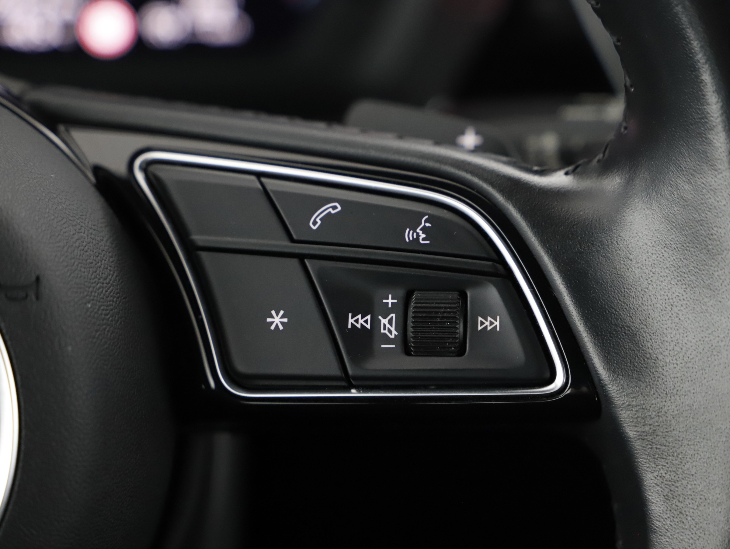 Audi A3 Sportback 35 2.0 TDI advanced | Bild 12 von 23