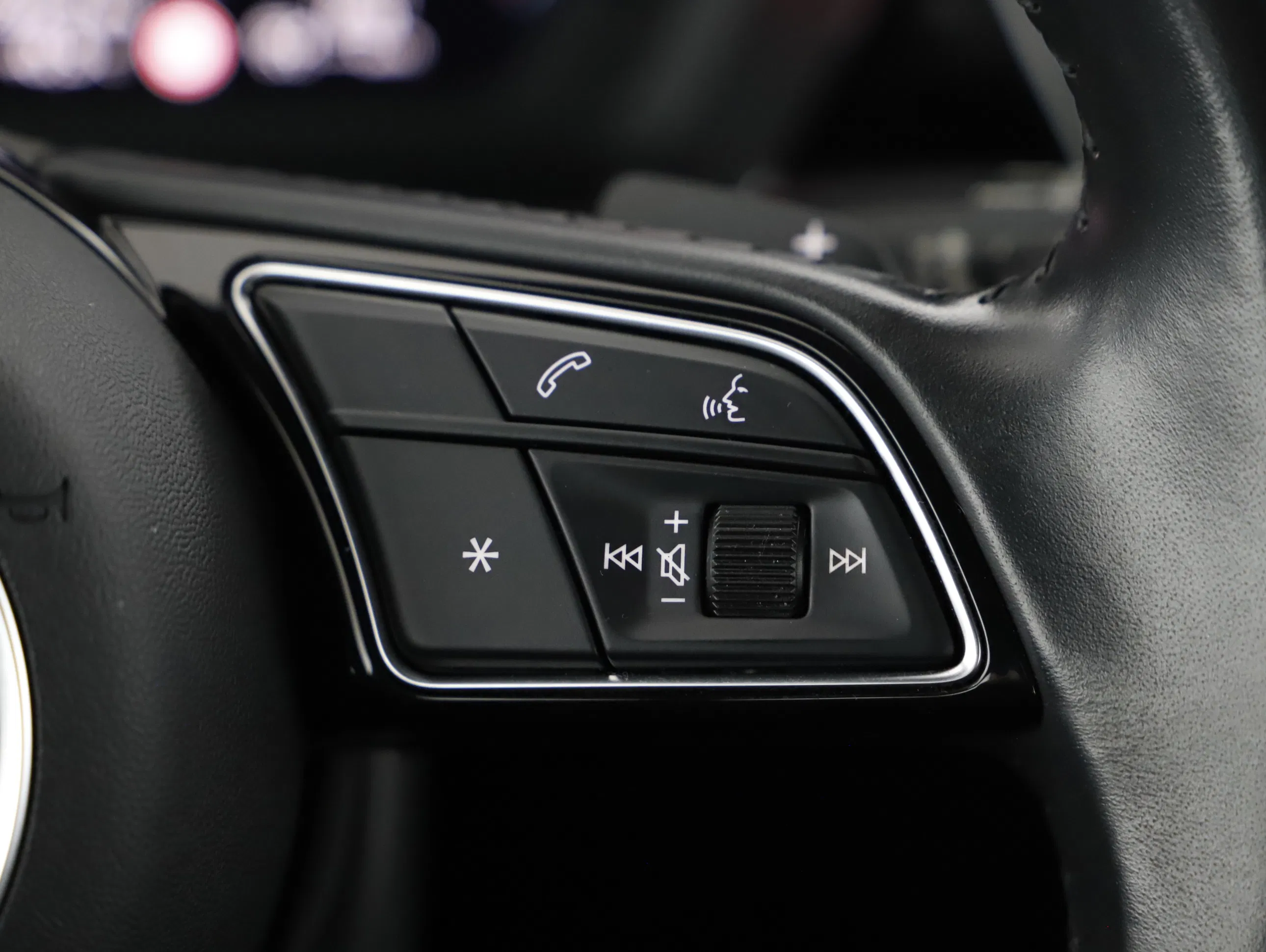 Audi A3 Sportback 35 2.0 TDI advanced | Bild 12 von 23