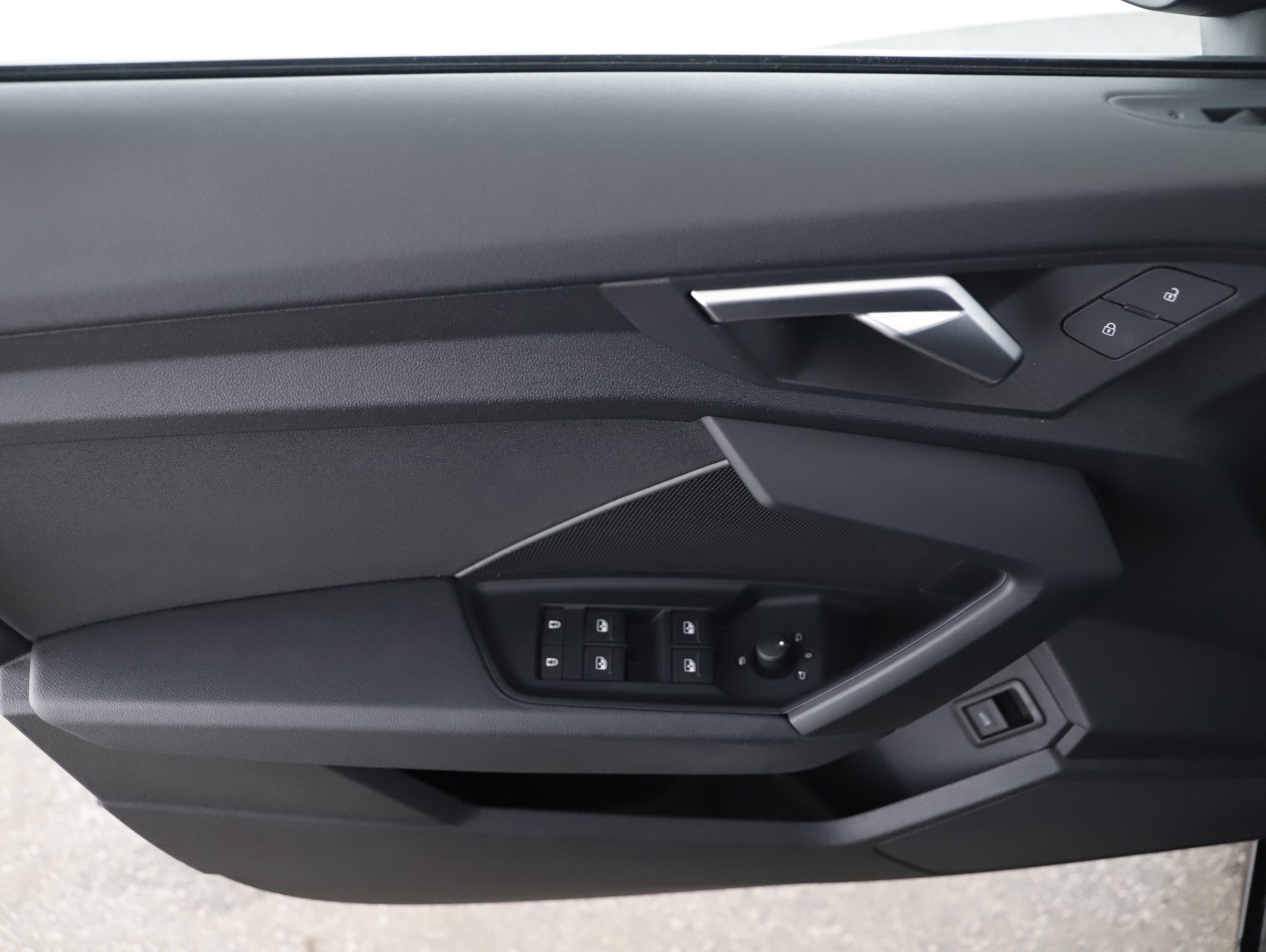 Audi A3 Sportback 35 2.0 TDI advanced | Bild 15 von 23